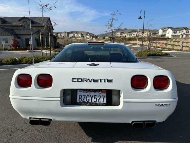 Chevrolet Corvette 1991 price $32,900