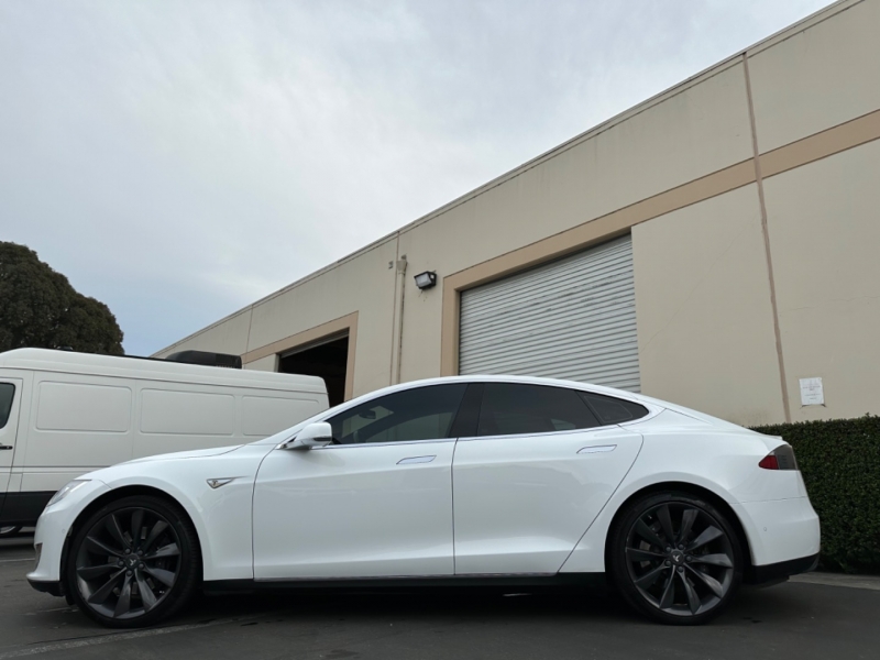 Tesla Model S 2015 price $34,900
