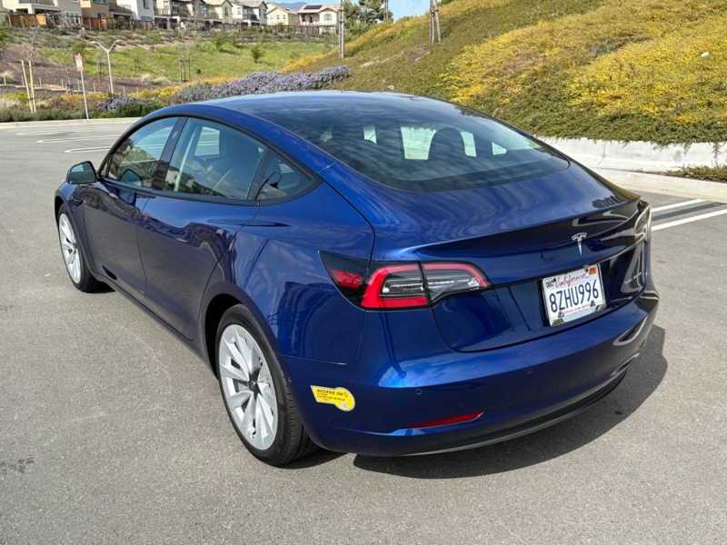 Tesla Model 3 2022 price $42,900