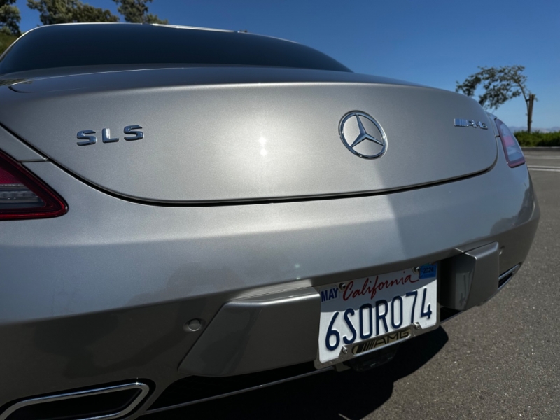 Mercedes-Benz SLS 2011 price $249,900