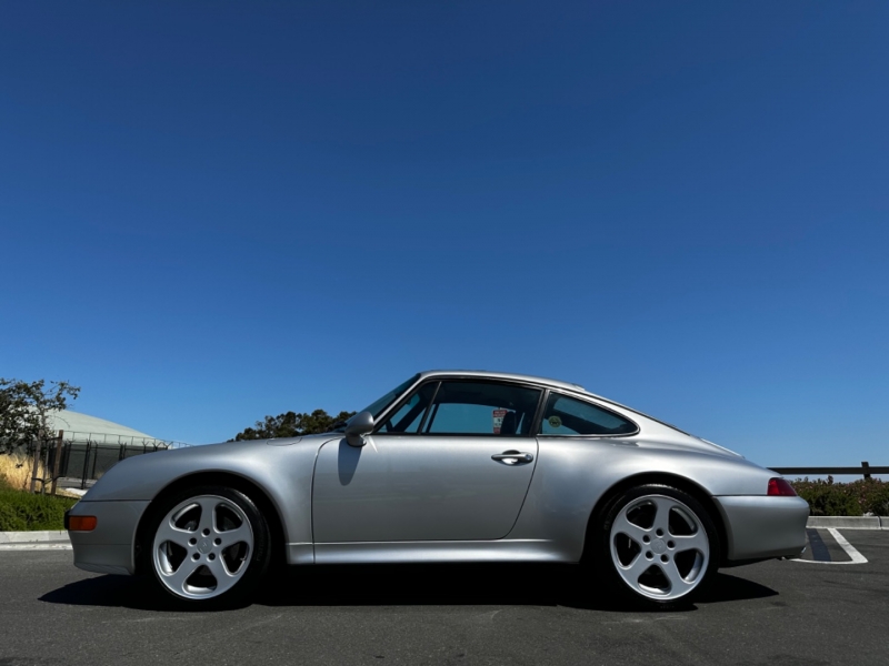 Porsche 911 1998 price $159,900
