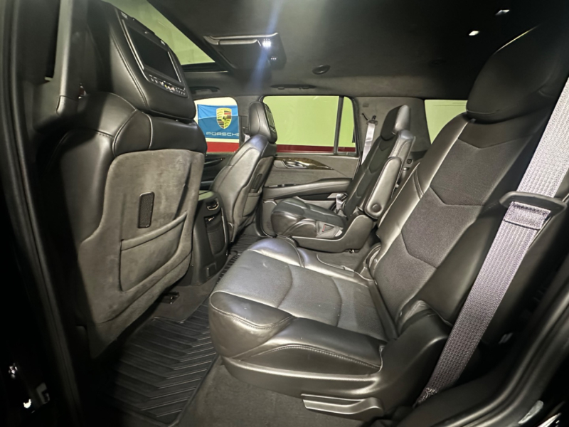 Cadillac Escalade 2016 price $42,900