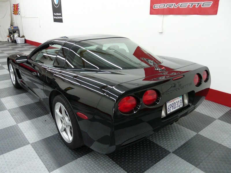 Chevrolet Corvette 2000 price $18,900