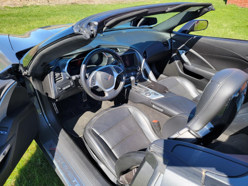 Chevrolet Corvette 2015 price $64,995