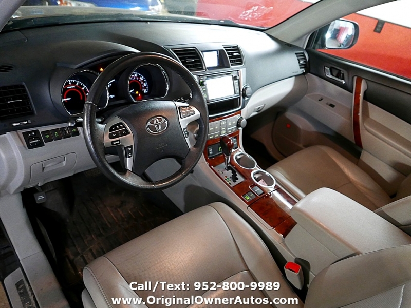 Toyota Highlander 2013 price $13,995