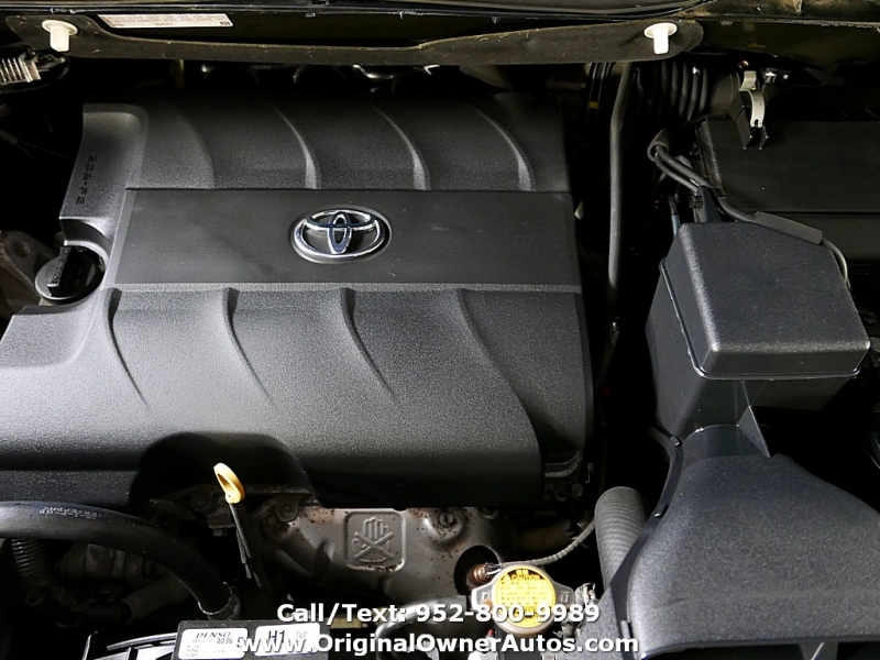 Toyota Sienna 2013 price $11,995