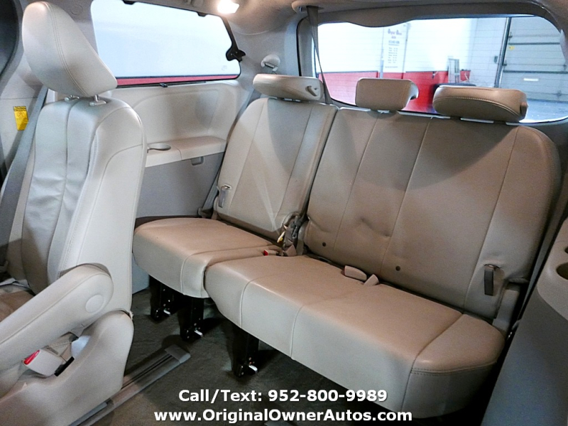 Toyota Sienna 2014 price $14,995