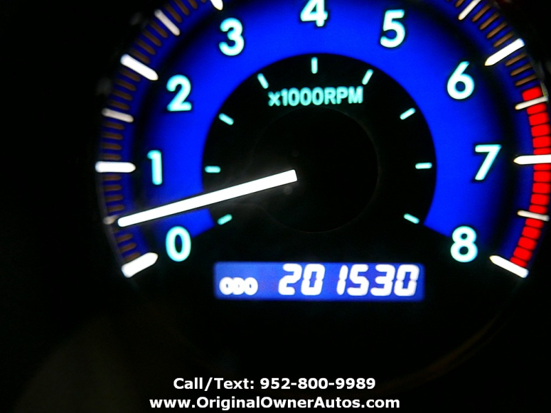 Toyota Sienna 2007 price $7,995