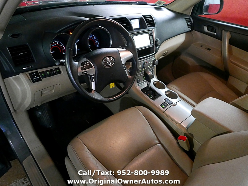 Toyota Highlander 2013 price $13,699