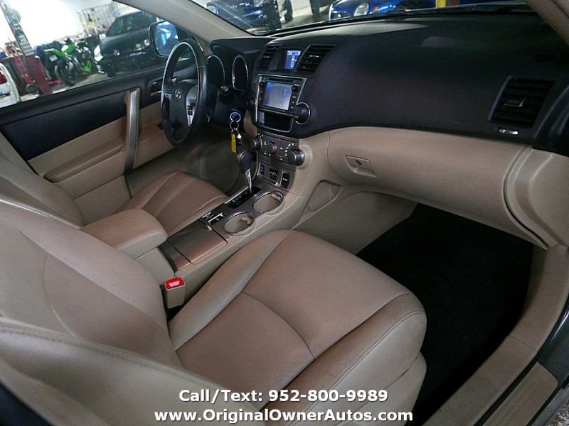 Toyota Highlander 2013 price $13,699