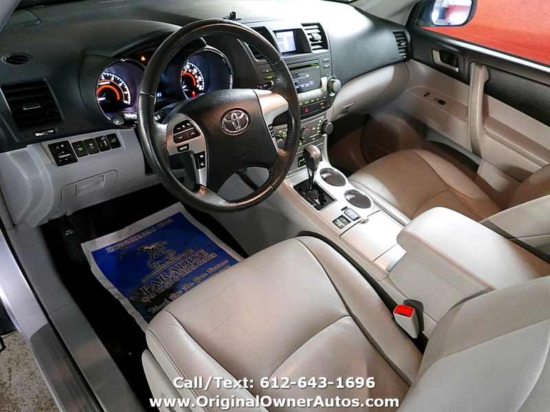 Toyota Highlander 2011 price $7,495