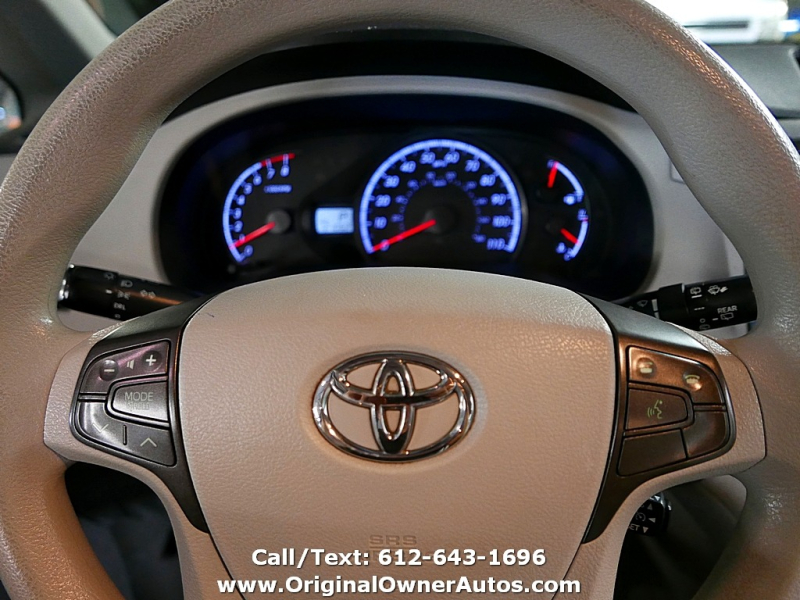 Toyota Sienna 2011 price $15,995