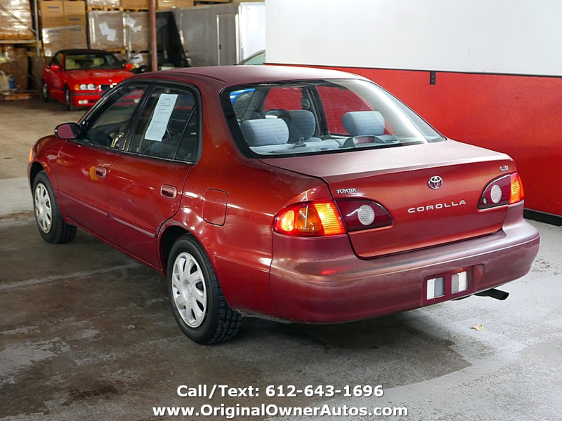 Toyota Corolla 2002 price $2,995