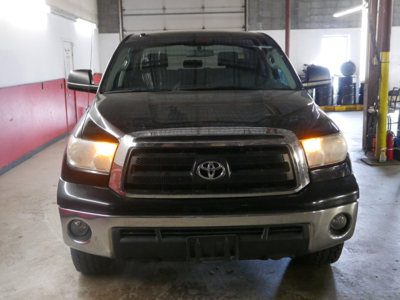Toyota Tundra 4WD Truck 2010 price $8,995