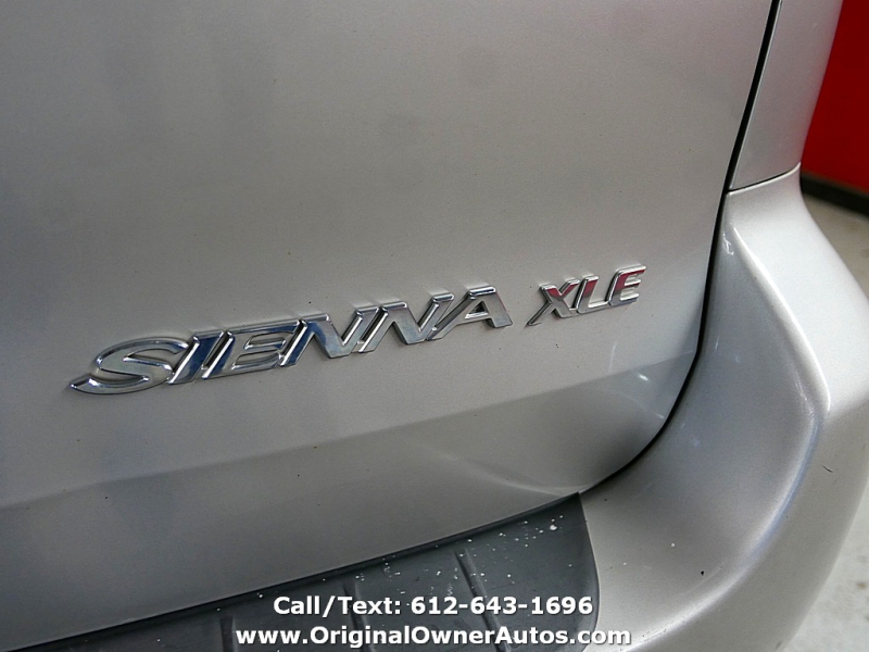 Toyota Sienna 2008 price $3,995