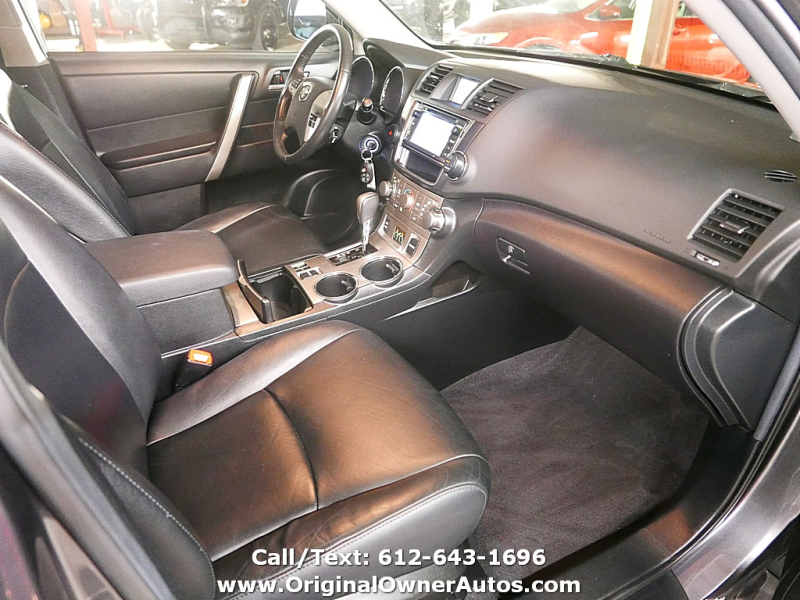 Toyota Highlander 2013 price $15,995