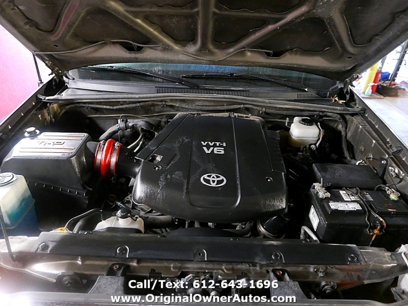 Toyota Tacoma 2010 price $13,995