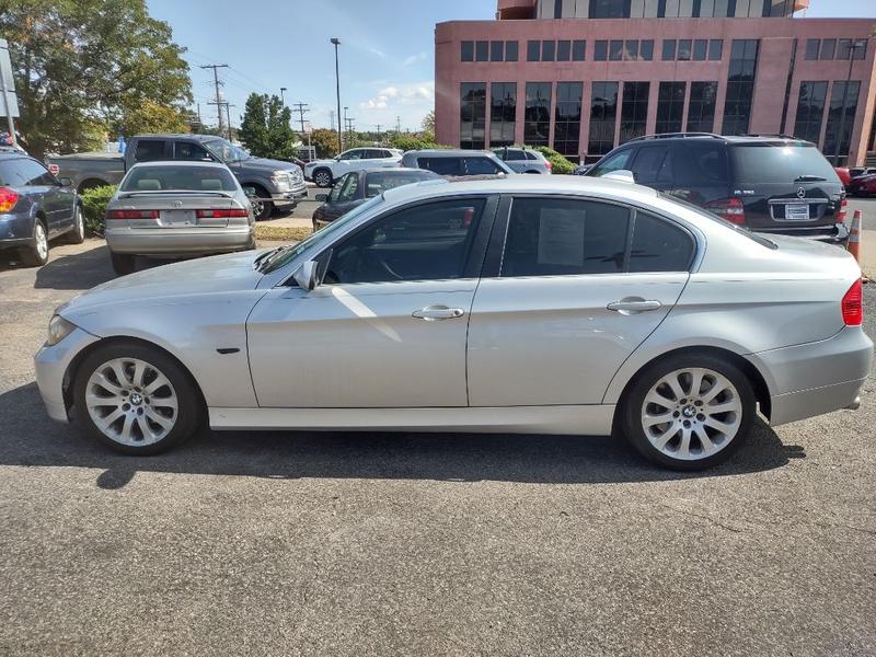 BMW 330 2006 price $3,290