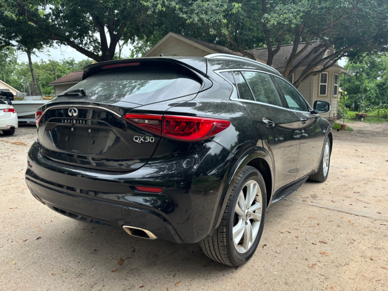 Infiniti QX30 2017 price $3,000 Down