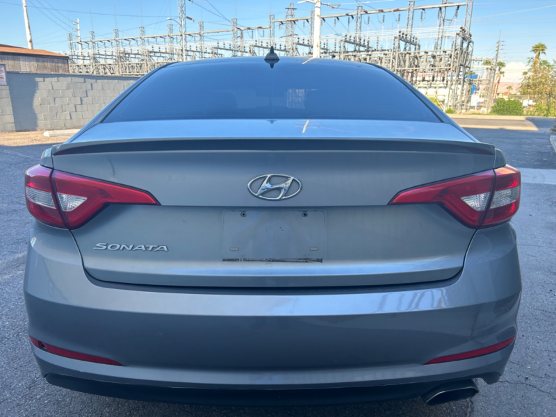Hyundai Sonata 2017 price $8,999