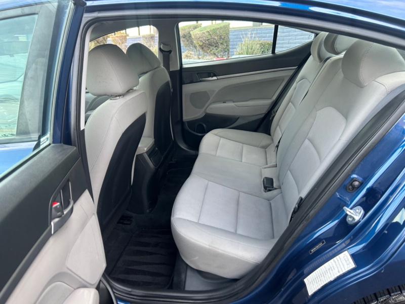 Hyundai Elantra 2018 price $8,999