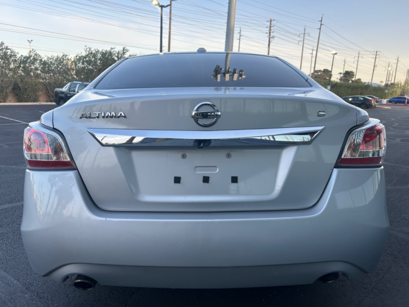 Nissan Altima 2015 price $8,999