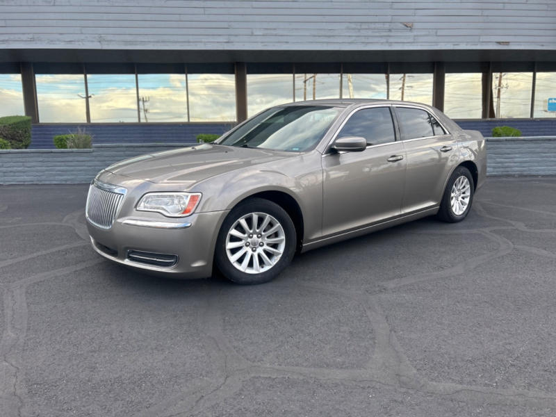 Chrysler 300 2014 price $8,499