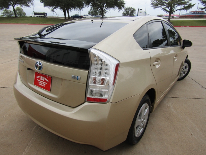 Toyota Prius 2010 price $8,450