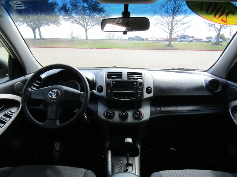 Toyota RAV4 2007 price $8,450