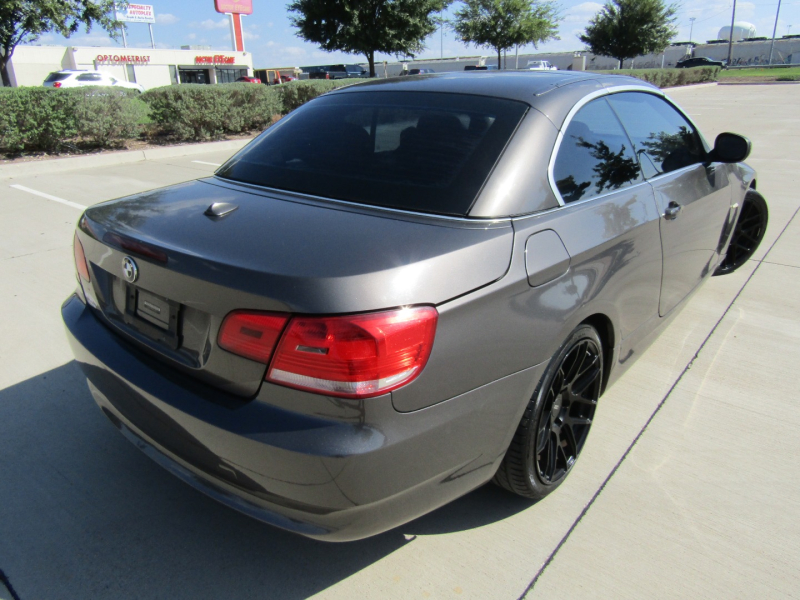 BMW 3-Series 2010 price $12,750