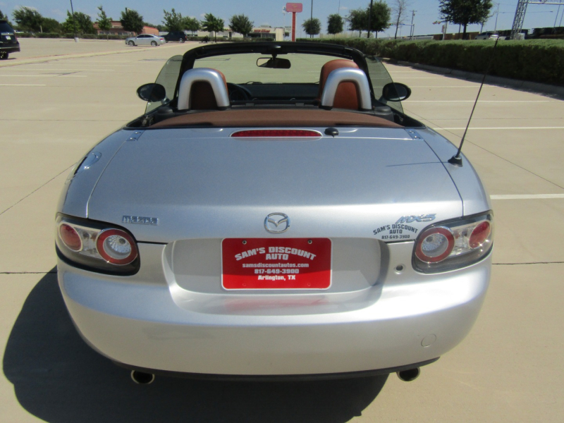Mazda MX-5 2006 price $14,850