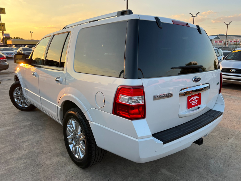 Ford Expedition 2011 price $12,450
