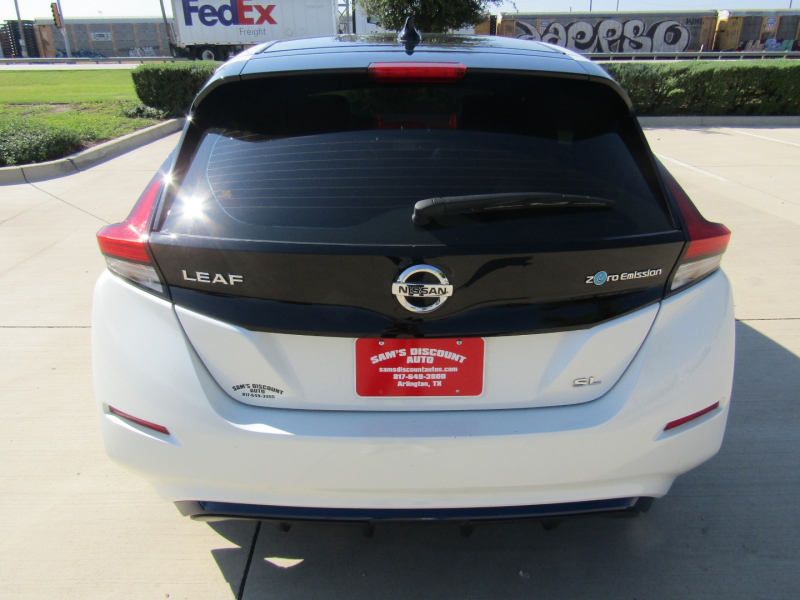 Nissan LEAF 2019 price $16,950