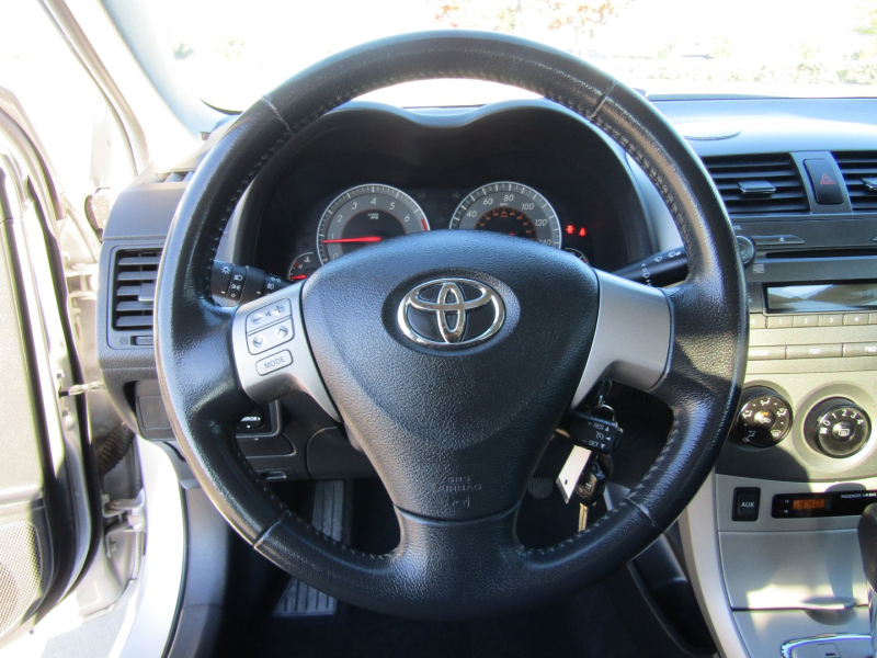 Toyota Corolla 2010 price $9,450