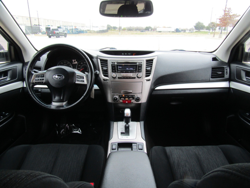 Subaru Outback 2013 price $10,950