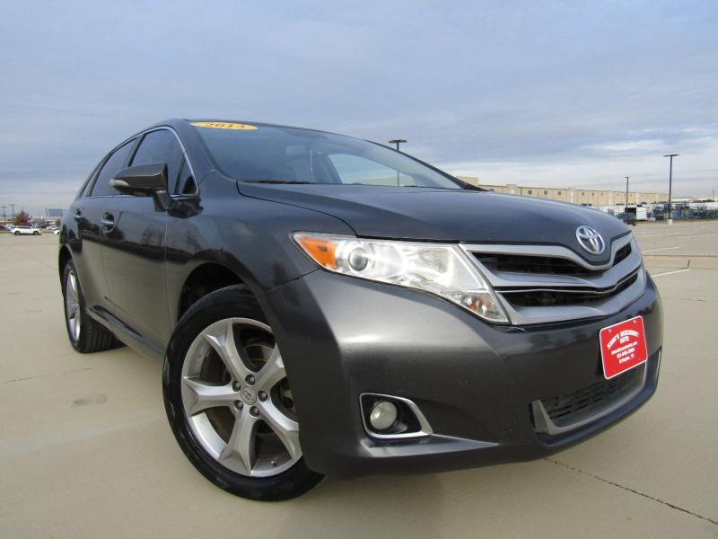 Toyota Venza 2013 price $8,750