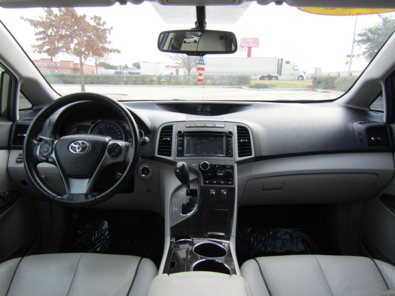 Toyota Venza 2013 price $8,750