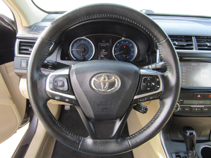 Toyota Camry 2015 price $14,450