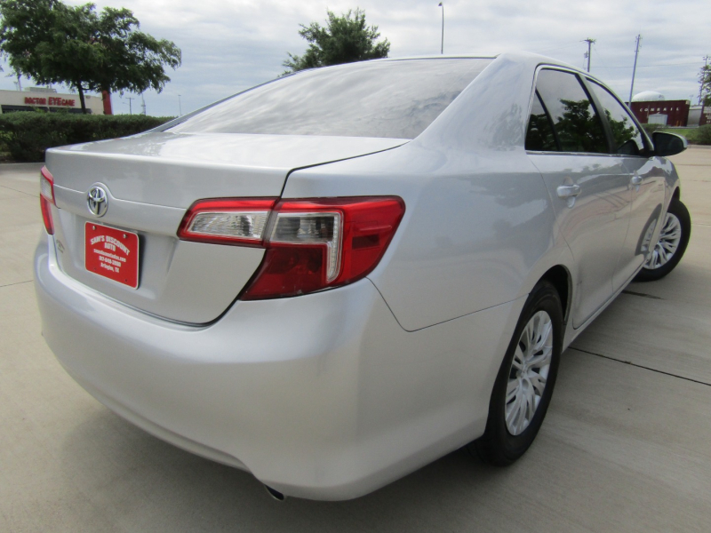 Toyota Camry 2013 price $11,450