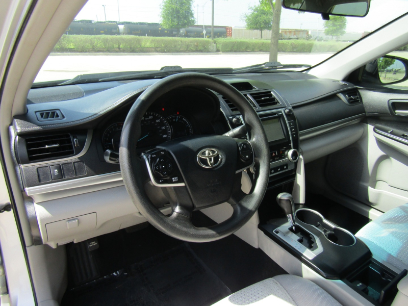 Toyota Camry 2013 price $11,450