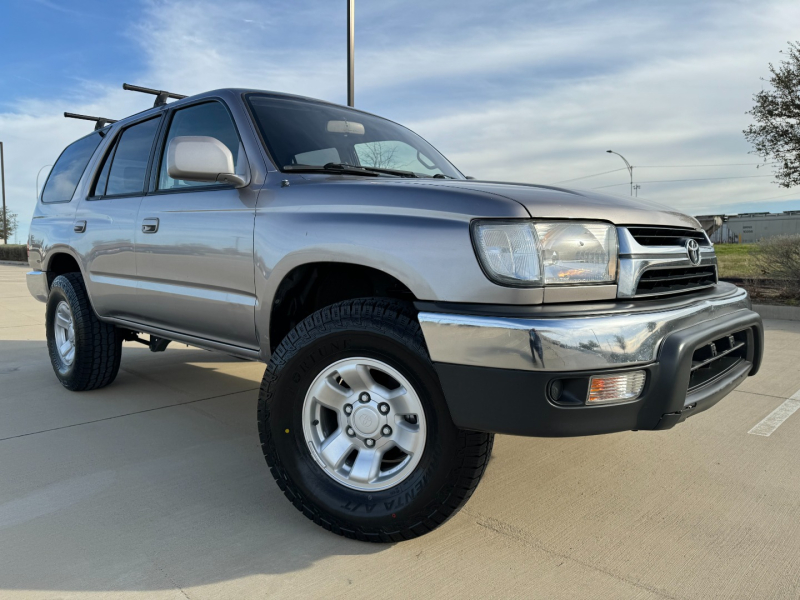 Toyota 4Runner 2002 price $8,950