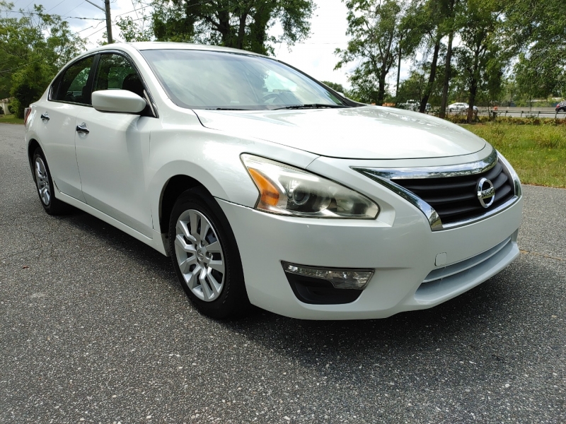 Nissan Altima 2013 price $10,465
