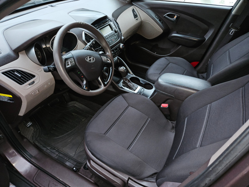 Hyundai Tucson 2014 price $9,750