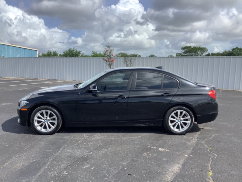 BMW 3-Series 2018 price $14,995