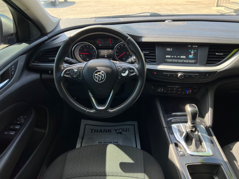 Buick Regal Sportback 2018 price $9,995