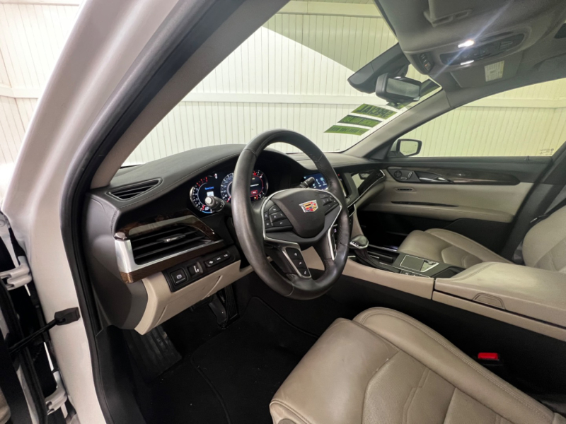 Cadillac CT6 Sedan 2016 price $24,995