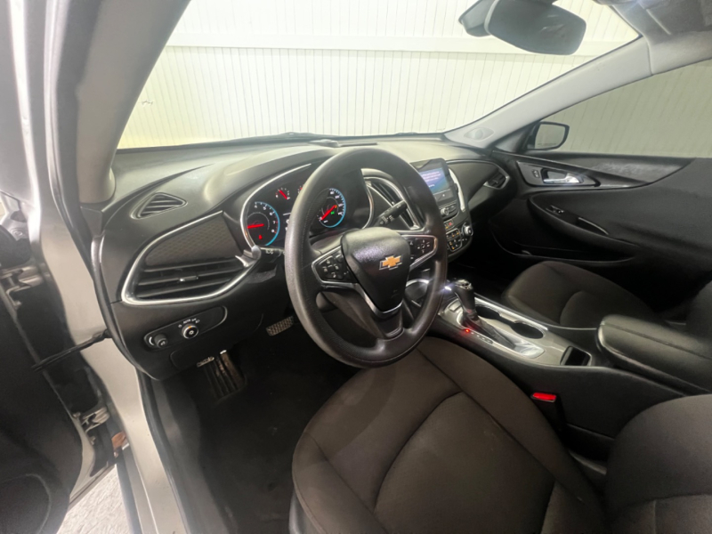 Chevrolet Malibu 2020 price $12,995