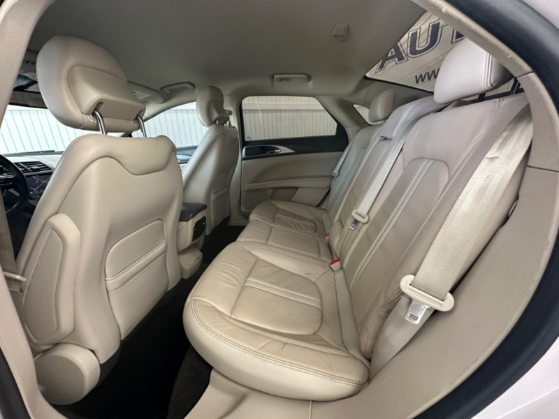 Lincoln MKZ 2018 price $15,995