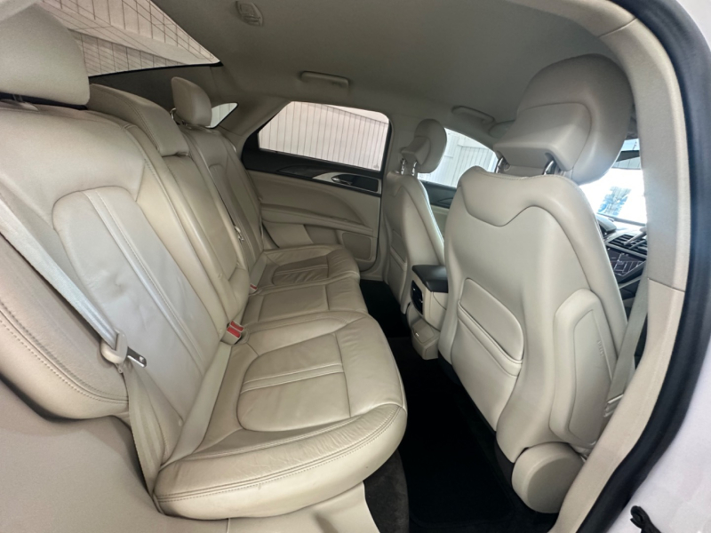 Lincoln MKZ 2018 price $15,995