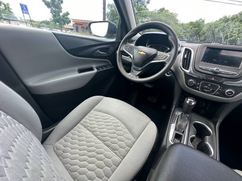 Chevrolet Equinox 2019 price $9,995
